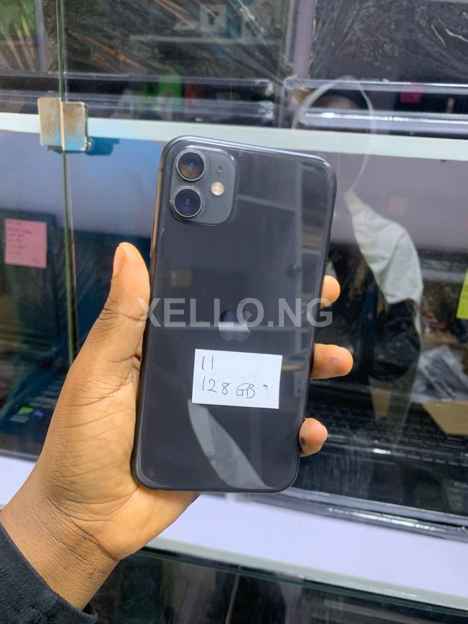 iPhone 11 for sale in Wuse, FCT