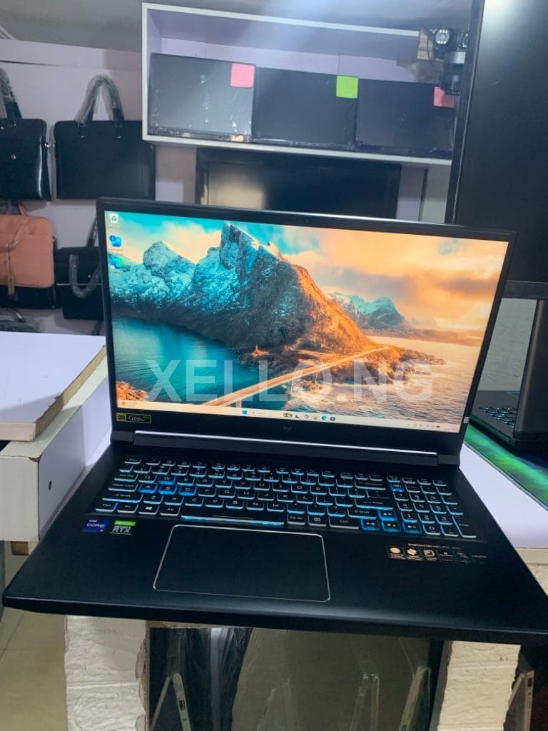 Acer Predator Helios 300. for sale in Wuse 2, FCT