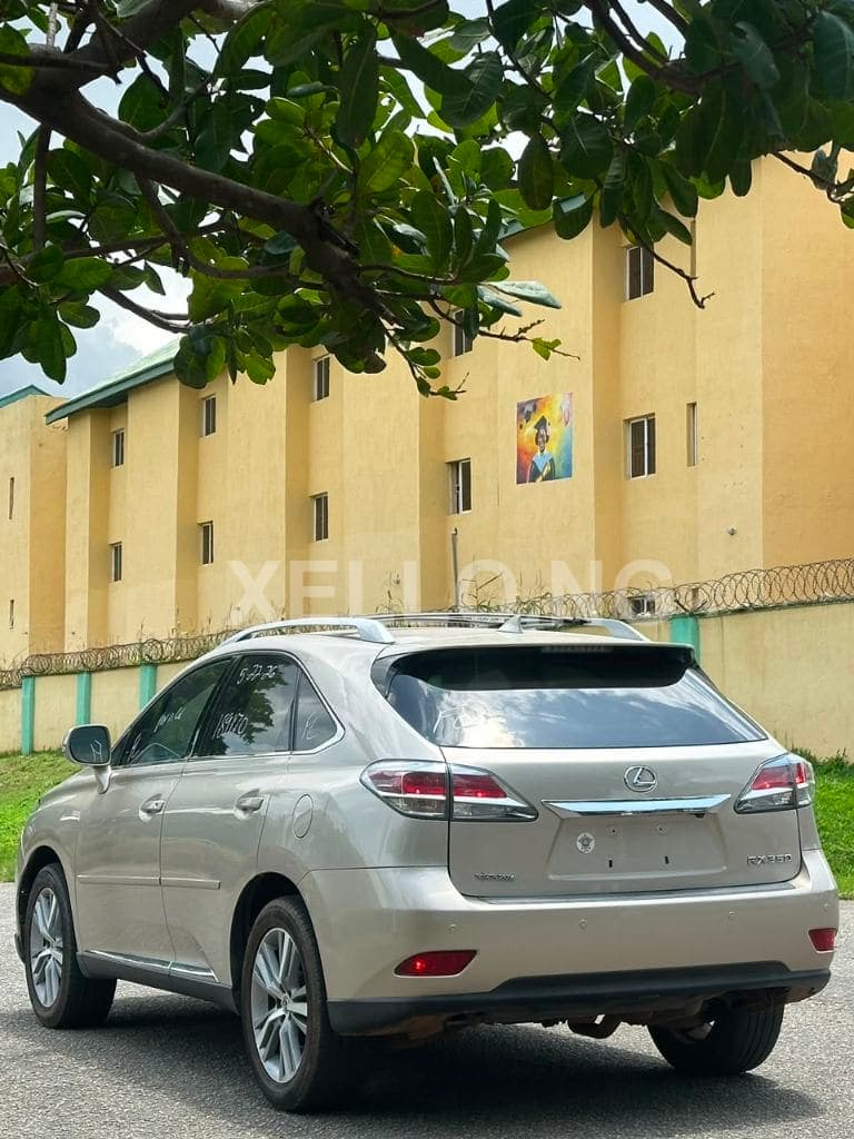 *2026 ENTRY; FOREIGN USED 2015 RX350 LEXUS GOING FOR N26.5M NET* for sale in Gwarinpa, FCT