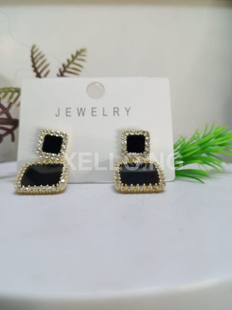 Earrings for sale in Lugbe, FCT