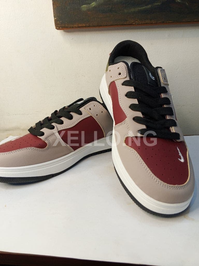 Sneakers for sale in Lugbe, FCT